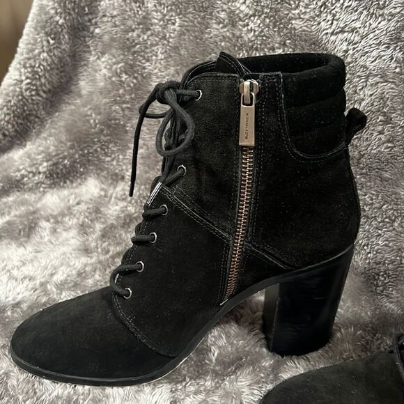 Michael Kors Black Thatcher Womens Lace-Up Suede Ankle Combat Boots Size 8M - Picture 3 of 12